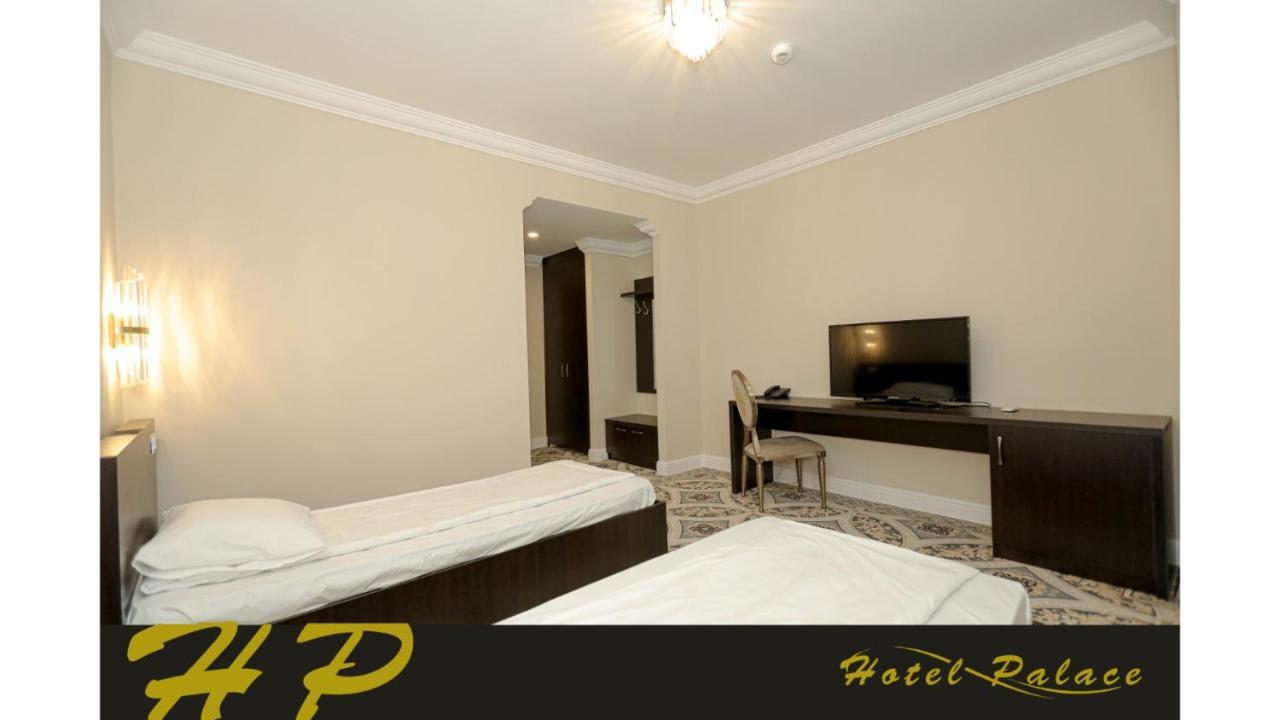 Hotel Palace Severin Дробета-Турну Северин Екстериор снимка