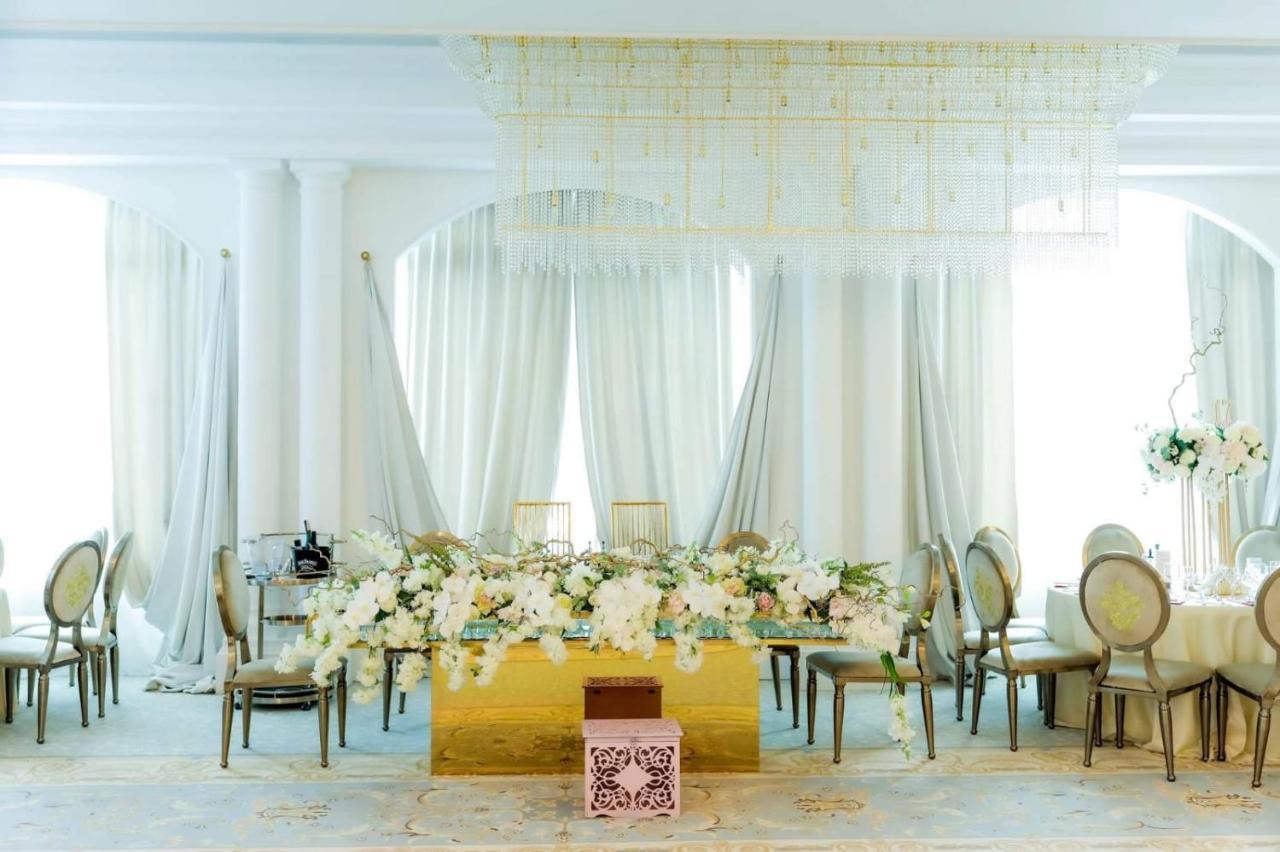 Hotel Palace Severin Дробета-Турну Северин Екстериор снимка